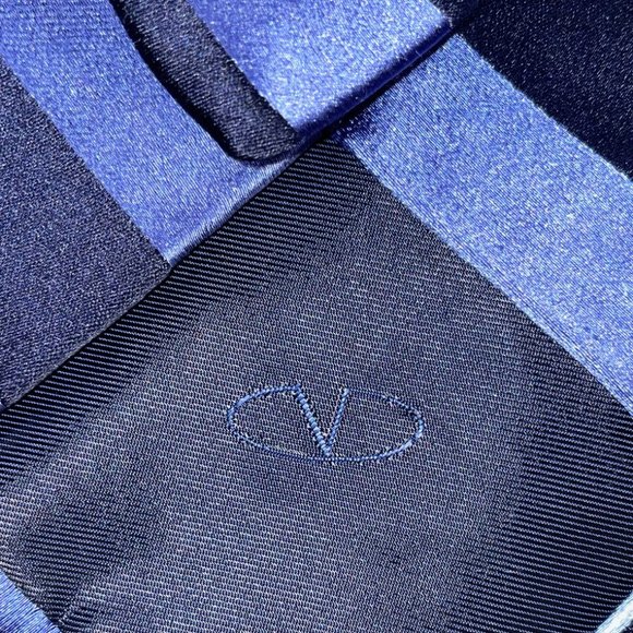 Valentino Garavani Valentie Striped Silk Tie | Saks Fifth Avenue Silk Valentino Tie - Navy, White & Light Blue Diagonal Stripes